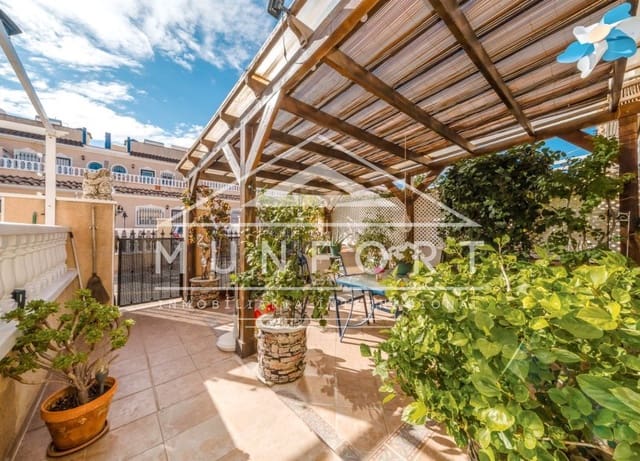 2 soverom Hus til salgs i Villamartin, Orihuela med svømmebasseng - € 211 500 (Ref: 9969025)