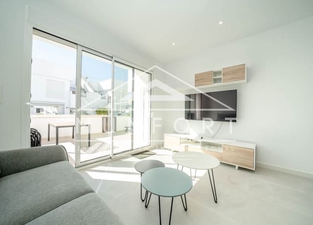 2 soverom Bungalow til salgs i Pilar de la Horadada ciudad, Pilar de la Horadada med svømmebasseng - € 285 000 (Ref: 9971508)
