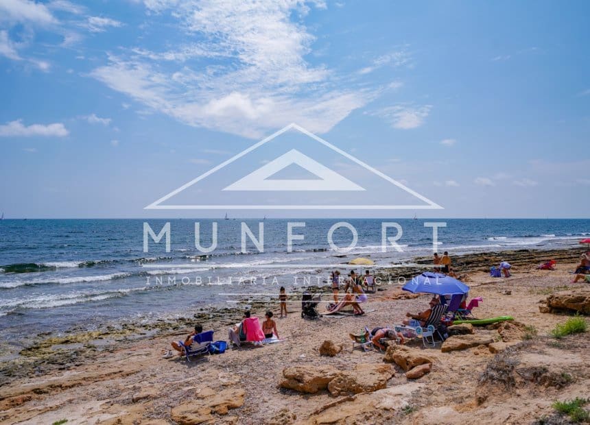 2 soverom Leilighet til salgs i Torrevieja - € 254 000 (Ref: 9972255)