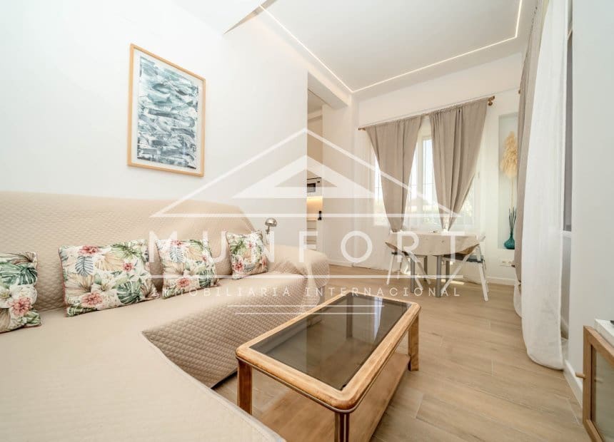 Studio til leje i Dehesa de Campoamor med swimmingpool - € 550 (Ref: 9975842)