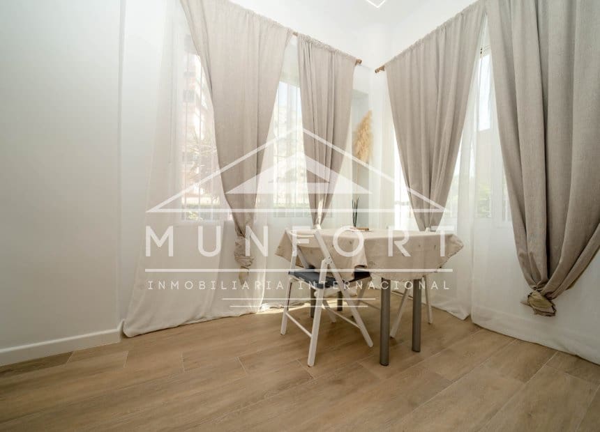 Studio til leje i Dehesa de Campoamor med swimmingpool - € 550 (Ref: 9975842)