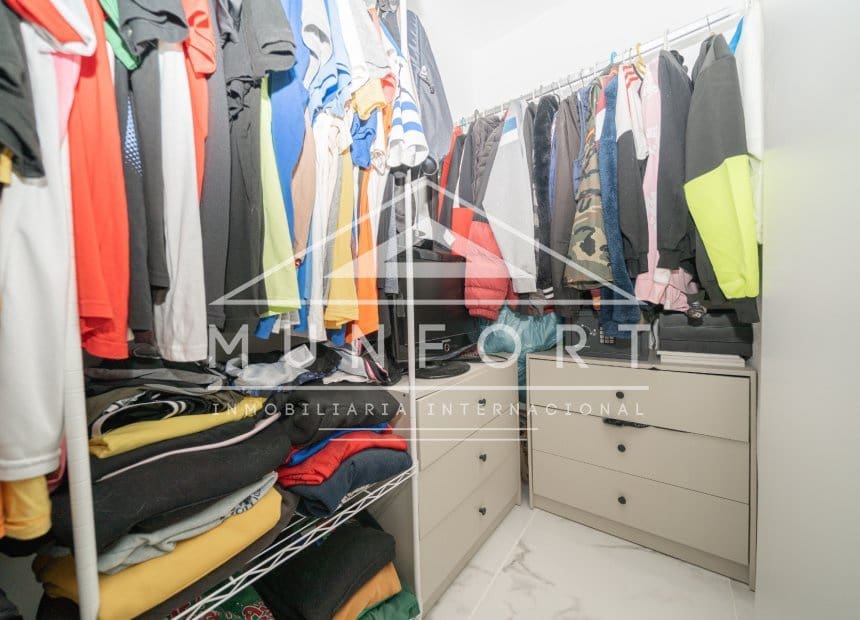 4 sovrum Lägenhet till salu i Los Cuarteros - 245 000 € (Ref: 9977982)