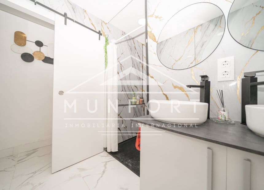 4 sovrum Lägenhet till salu i Los Cuarteros - 245 000 € (Ref: 9977982)