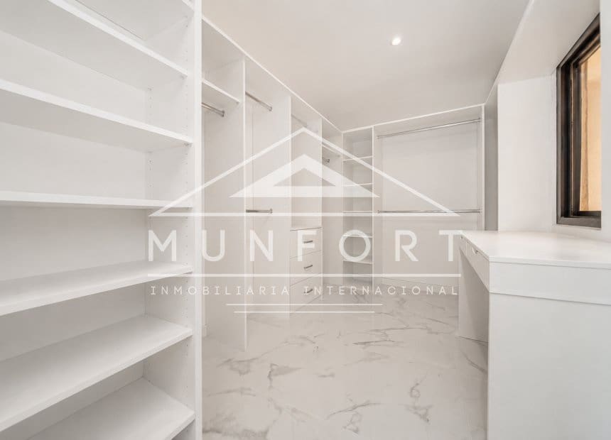 4 sovrum Lägenhet till salu i Los Cuarteros - 245 000 € (Ref: 9977982)