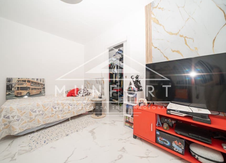 4 sovrum Lägenhet till salu i Los Cuarteros - 245 000 € (Ref: 9977982)