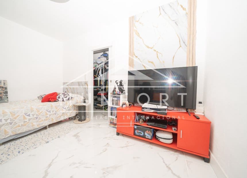 4 sovrum Lägenhet till salu i Los Cuarteros - 245 000 € (Ref: 9977982)