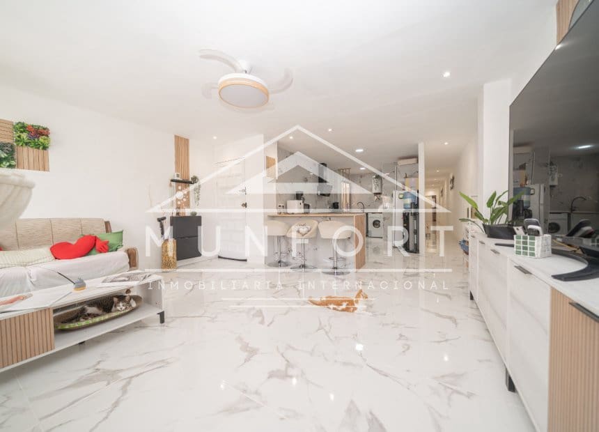 4 sovrum Lägenhet till salu i Los Cuarteros - 245 000 € (Ref: 9977982)