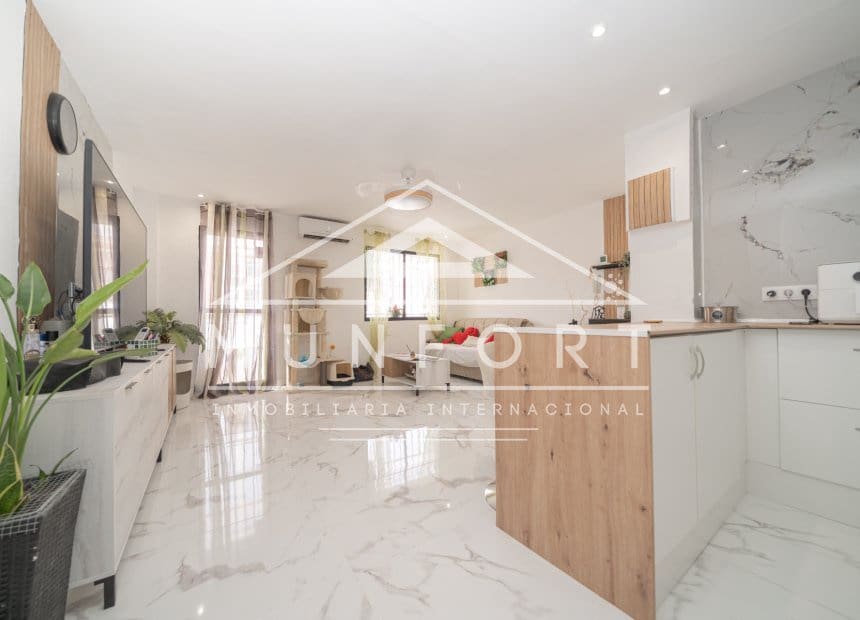 4 sovrum Lägenhet till salu i Los Cuarteros - 245 000 € (Ref: 9977982)