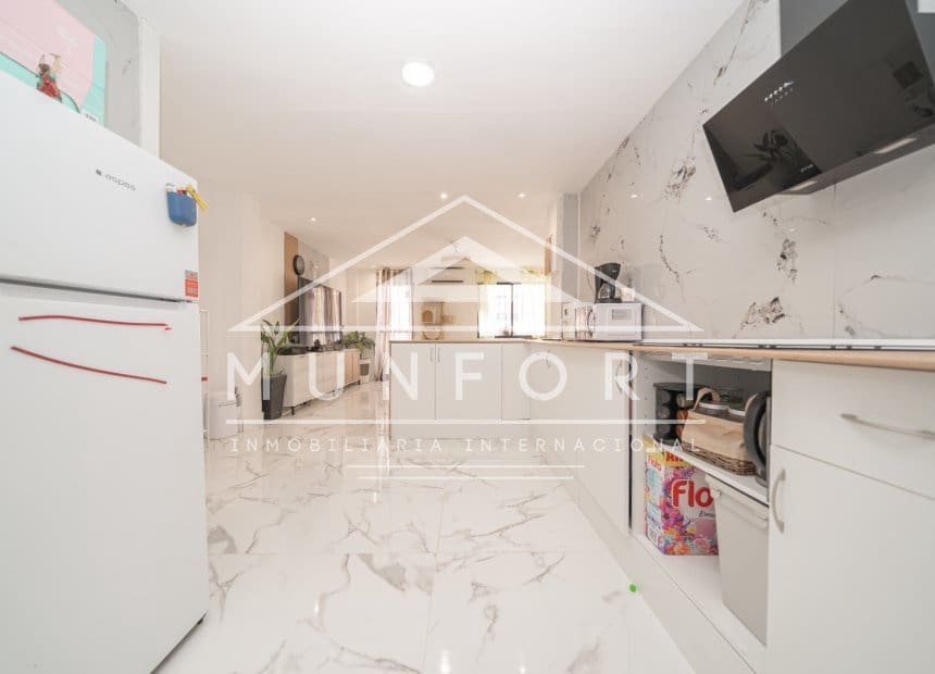4 sovrum Lägenhet till salu i Los Cuarteros - 245 000 € (Ref: 9977982)