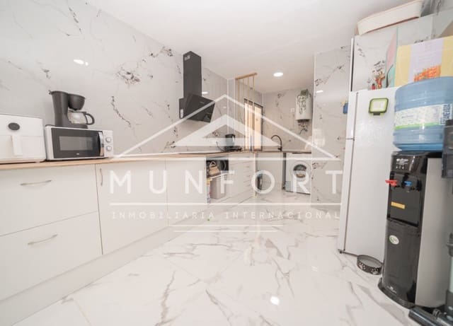 4 sovrum Lägenhet till salu i Los Cuarteros, San Pedro del Pinatar - 245 000 € (Ref: 9977982)