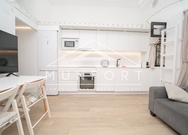 1 slaapkamer Studio te huur in Dehesa de Campoamor, Orihuela - € 550 (Ref: 9977984)