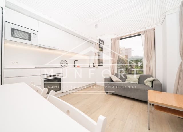 1 slaapkamer Studio te huur in Dehesa de Campoamor, Orihuela - € 550 (Ref: 9977984)