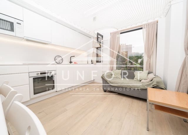 1 slaapkamer Studio te huur in Dehesa de Campoamor, Orihuela - € 550 (Ref: 9977984)