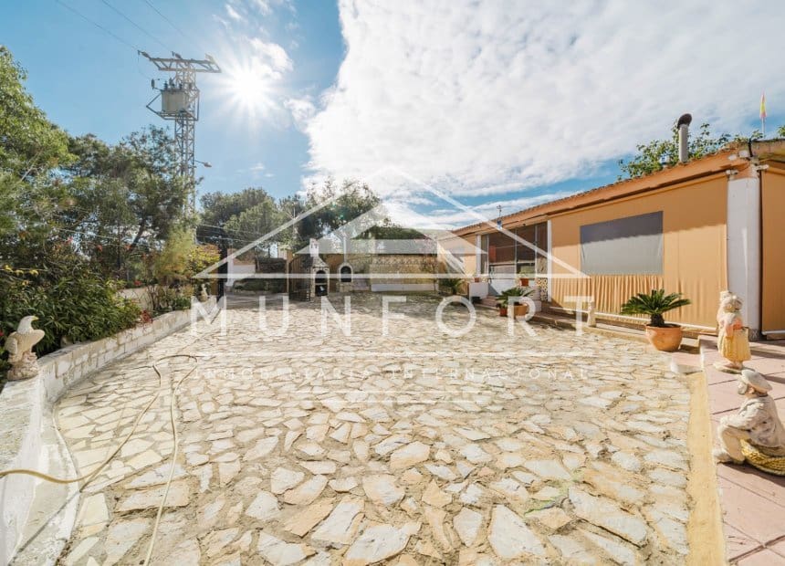 3 sovrum Finca/Hus på landet till salu i Guardamar del Segura med pool - 450 000 € (Ref: 9983969)