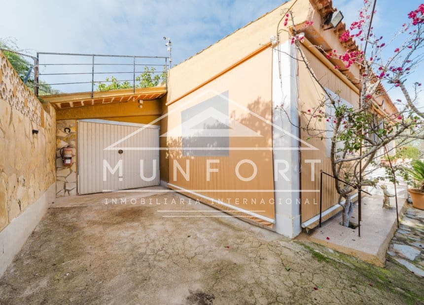3 sovrum Finca/Hus på landet till salu i Guardamar del Segura med pool - 450 000 € (Ref: 9983969)