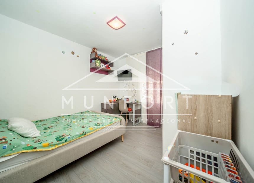 4 bedroom Townhouse for sale in Pilar de la Horadada - € 325,000 (Ref: 9984239)