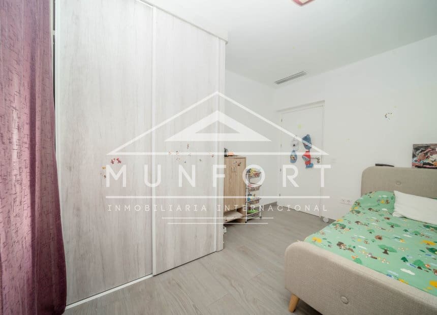 4 bedroom Townhouse for sale in Pilar de la Horadada - € 325,000 (Ref: 9984239)