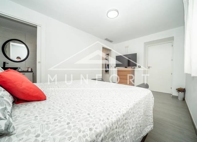 4 bedroom Townhouse for sale in Pilar de la Horadada ciudad, Pilar de la Horadada - € 325,000 (Ref: 9984239)