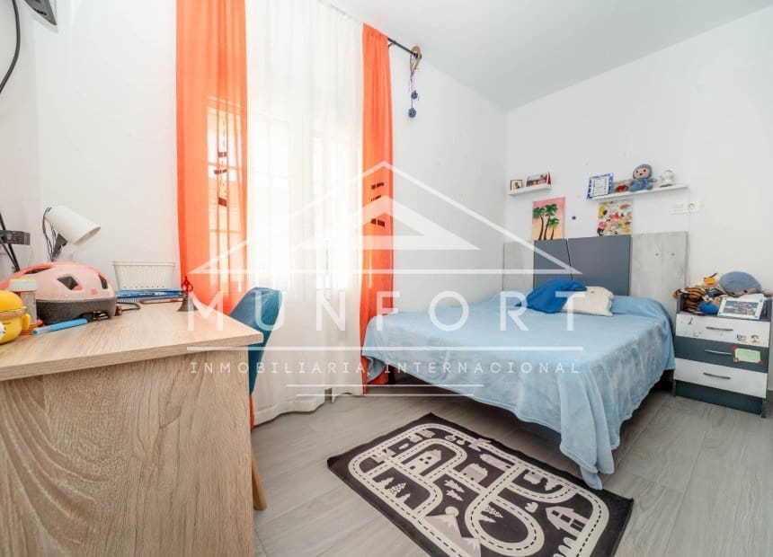4 bedroom Townhouse for sale in Pilar de la Horadada - € 325,000 (Ref: 9984239)