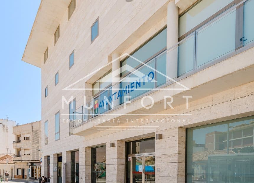 4 bedroom Townhouse for sale in Pilar de la Horadada - € 325,000 (Ref: 9984239)