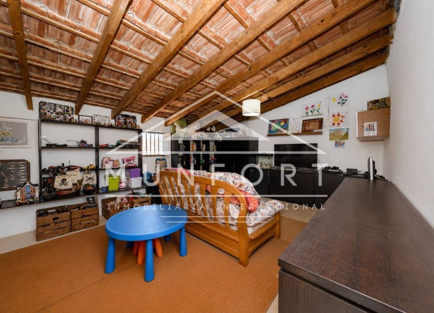 4 bedroom Townhouse for sale in Pilar de la Horadada - € 325,000 (Ref: 9984239)