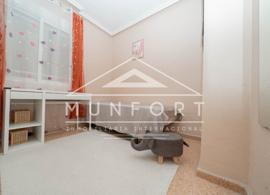 2 soveværelse Lejlighed til salg i Torrevieja - € 215.000 (Ref: 9985842)