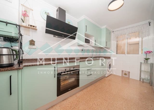 2 soveværelse Lejlighed til salg i Las Piscinas Naturales, Torrevieja - € 215.000 (Ref: 9985842)