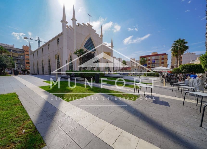 2 soveværelse Lejlighed til salg i Torrevieja - € 215.000 (Ref: 9985842)