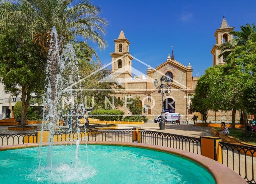 2 soveværelse Lejlighed til salg i Torrevieja - € 215.000 (Ref: 9985842)