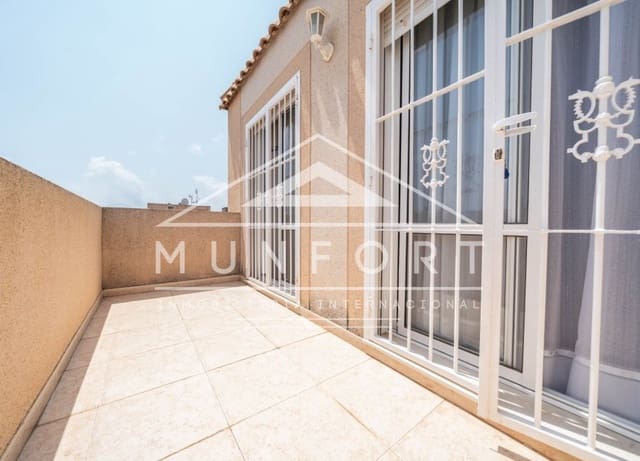 3 soverom Penthouse til salgs i El Molino, Torrevieja med svømmebasseng - € 219 000 (Ref: 9985843)