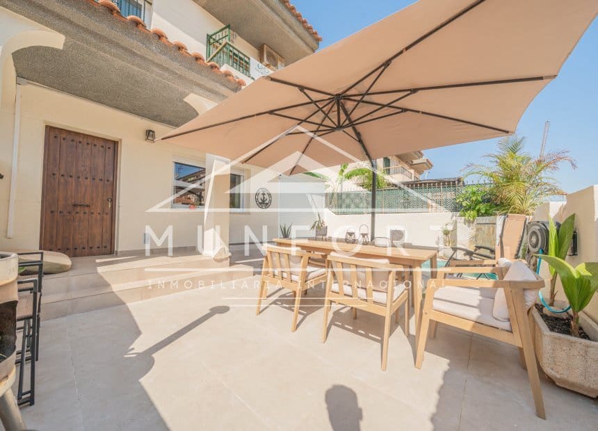 4 slaapkamer Huis te koop in Santiago de la Ribera met zwembad - € 359.000 (Ref: 9989863)