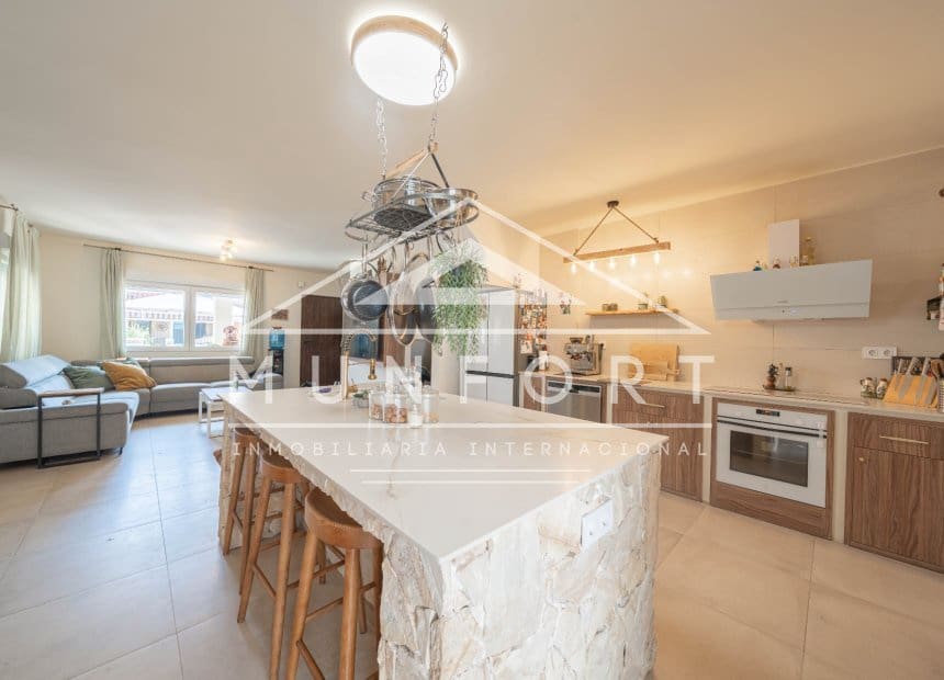4 slaapkamer Huis te koop in Santiago de la Ribera met zwembad - € 359.000 (Ref: 9989863)