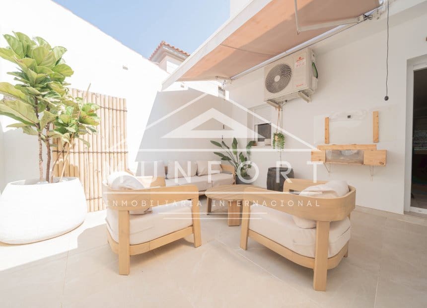 4 slaapkamer Huis te koop in Santiago de la Ribera met zwembad - € 359.000 (Ref: 9989863)