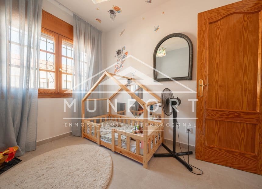 4 slaapkamer Huis te koop in Santiago de la Ribera met zwembad - € 359.000 (Ref: 9989863)