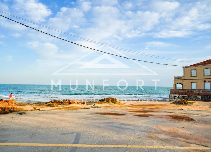 5 camera da letto Villa in vendita in Guardamar del Segura - 485.000 € (Rif: 9989987)