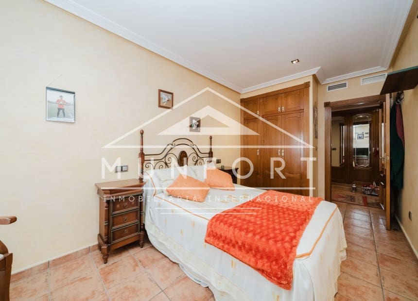 5 camera da letto Villa in vendita in Guardamar del Segura - 485.000 € (Rif: 9989987)