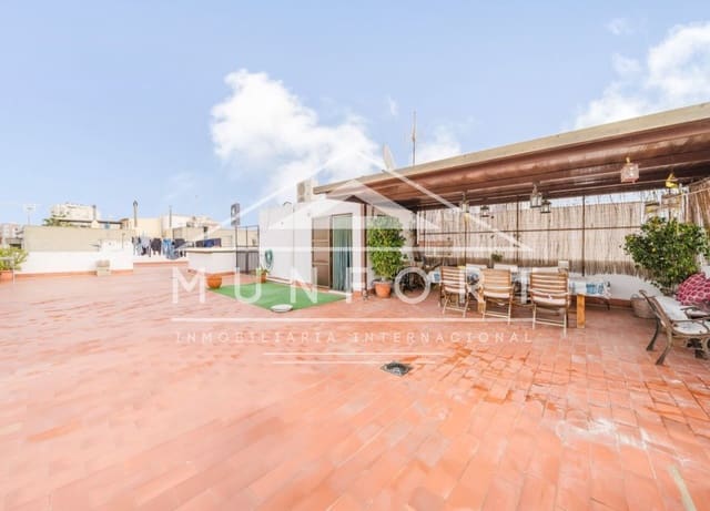 5 soveværelse Villa til salg i Zona Pueblo, Guardamar del Segura - € 485.000 (Ref: 9989987)
