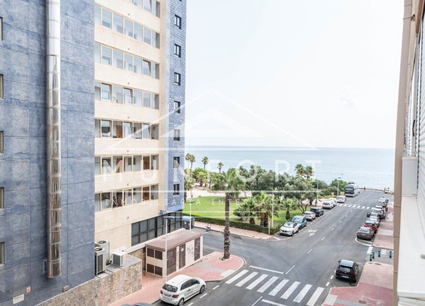 1 quarto Apartamento para venda em Torrevieja - 127 000 € (Ref: 9991986)