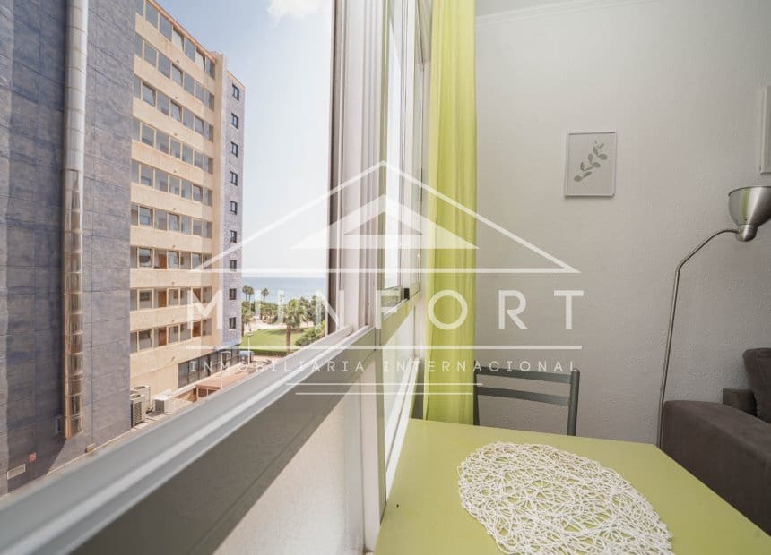 1 quarto Apartamento para venda em Torrevieja - 127 000 € (Ref: 9991986)