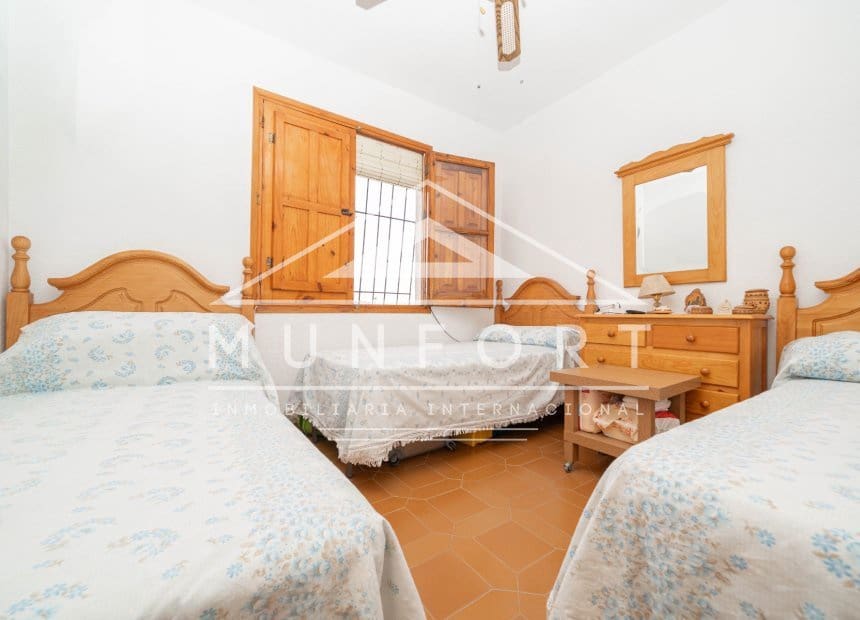 2 makuuhuone Bungalow myytävänä paikassa Cabo Roig - 189 900 € (Ref: 9996052)