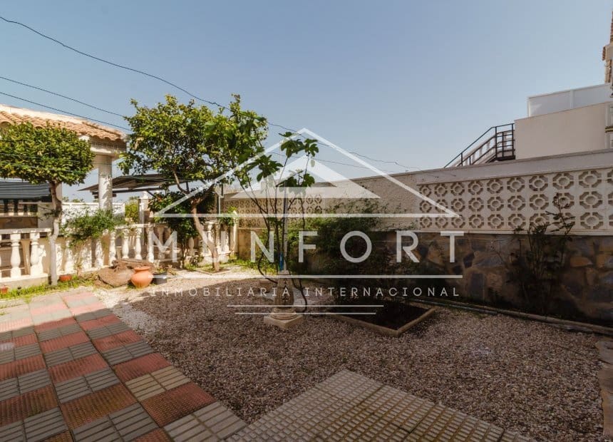2 makuuhuone Bungalow myytävänä paikassa Cabo Roig - 189 900 € (Ref: 9996052)