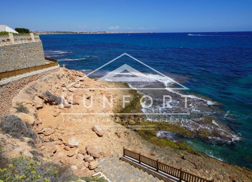 2 makuuhuone Bungalow myytävänä paikassa Cabo Roig - 189 900 € (Ref: 9996052)