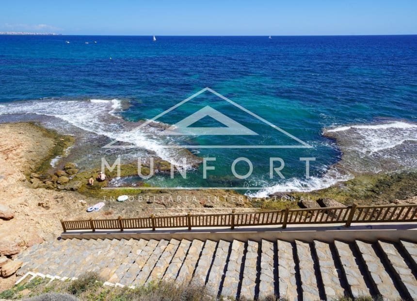2 makuuhuone Bungalow myytävänä paikassa Cabo Roig - 189 900 € (Ref: 9996052)