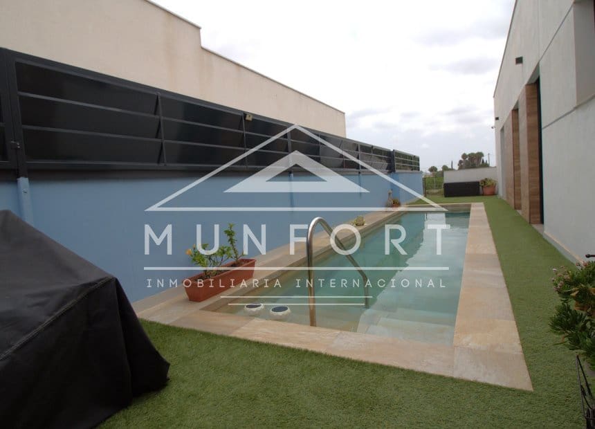 3 slaapkamer Villa te koop in Algorfa met zwembad - € 319.900 (Ref: 9996215)