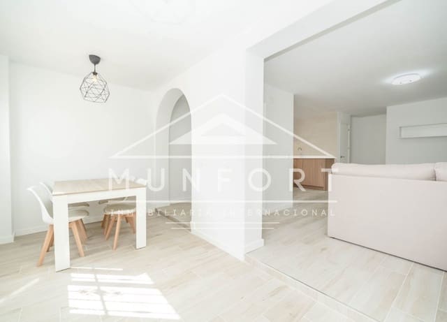 2 soveværelse Byhus til salg i Torreblanca, Torrevieja med swimmingpool - € 224.900 (Ref: 9999428)