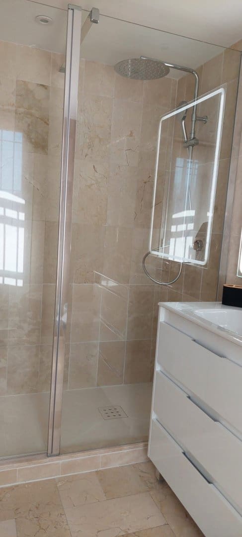 4 camera da letto Villa da affittare in El Paraiso con piscina garage - 5.500 € (Rif: 10172090)