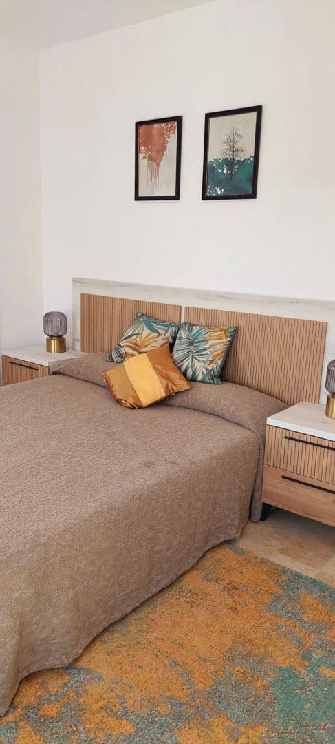 4 camera da letto Villa da affittare in El Paraiso con piscina garage - 5.500 € (Rif: 10172090)