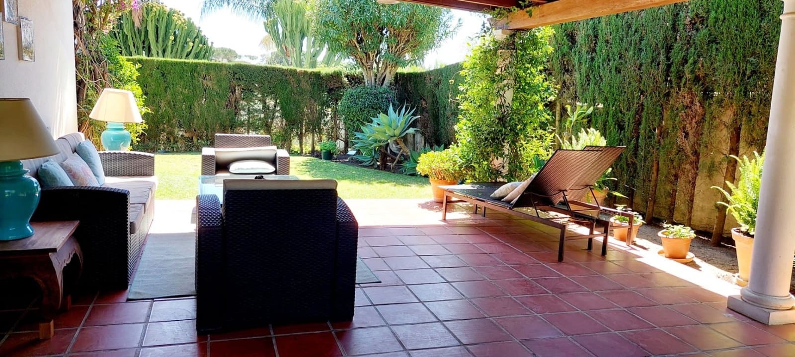 4 camera da letto Villa da affittare in El Paraiso con piscina garage - 5.500 € (Rif: 10172090)