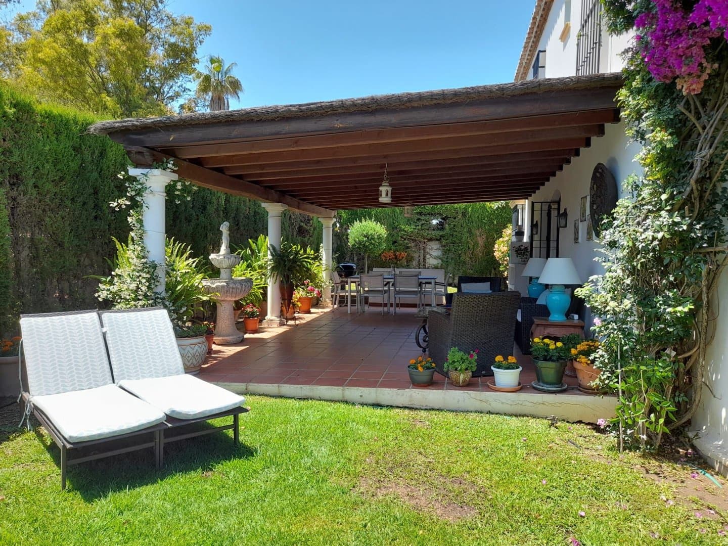 4 camera da letto Villa da affittare in El Paraiso con piscina garage - 5.500 € (Rif: 10172090)