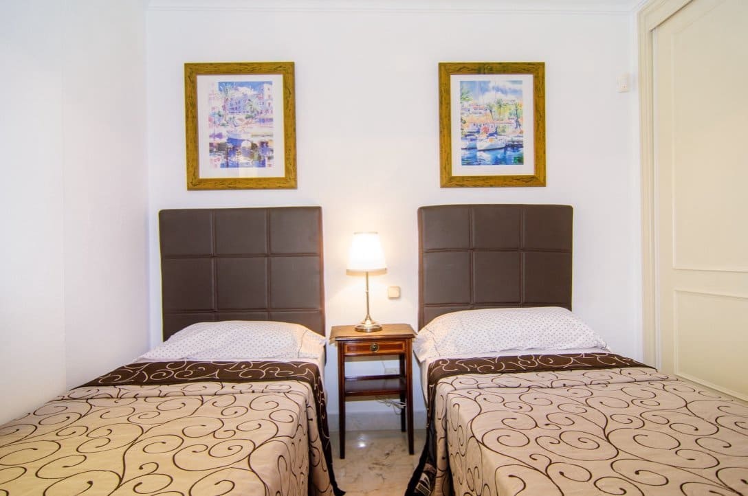 2 sypialnia Apartament na kwatery wakacyjne w Marbella z basenem - 1 800 € (Ref: 3477635)